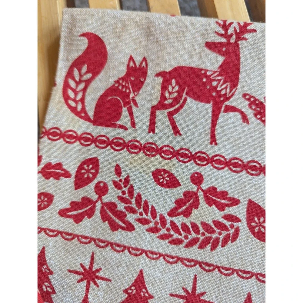 NWOT Luxe Habitat Cotton NORDIC 2 Hand Towel Set Christmas Holidays Tree, Animal